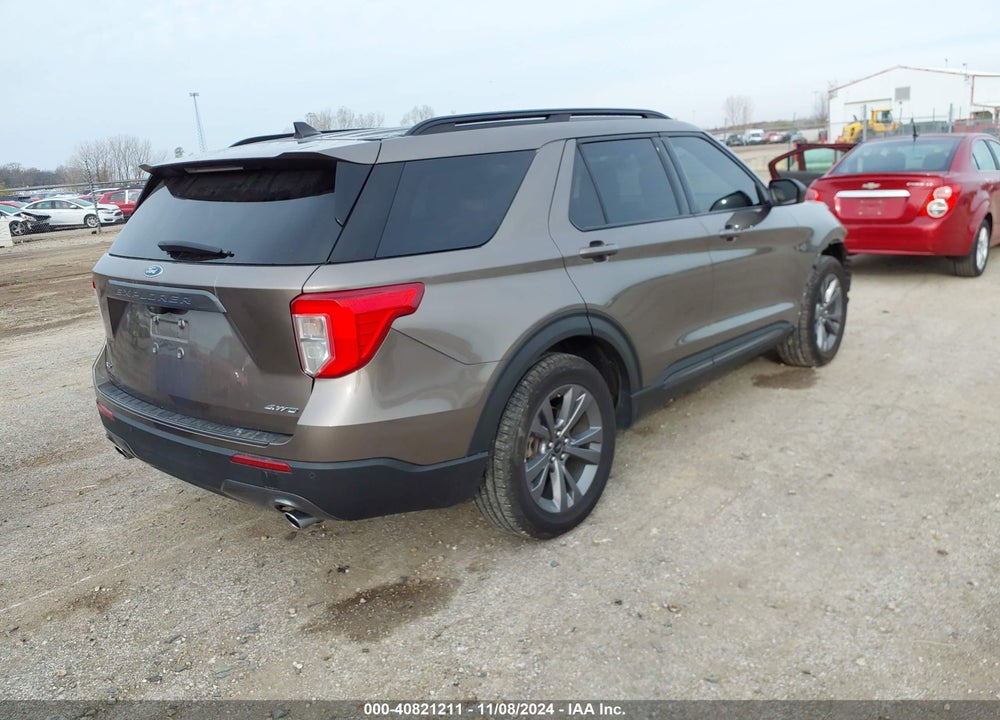 2021 FORD EXPLORER XLT VIN: 1FMSK8DH4MGB29644