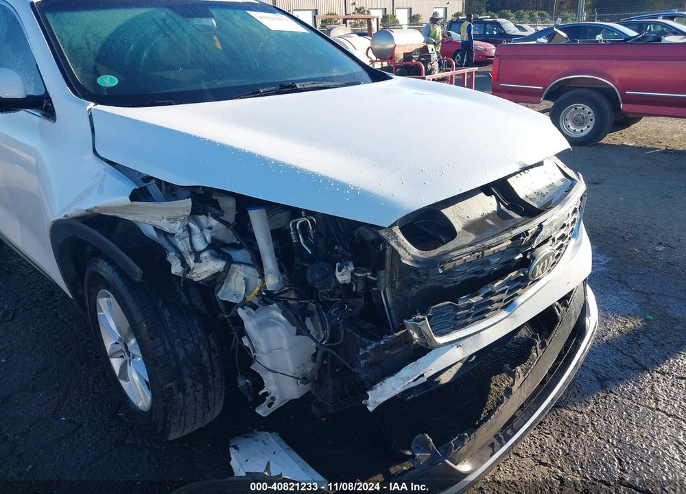 2019 KIA SORENTO 3.3L LX VIN: 5XYPG4A5XKG566496