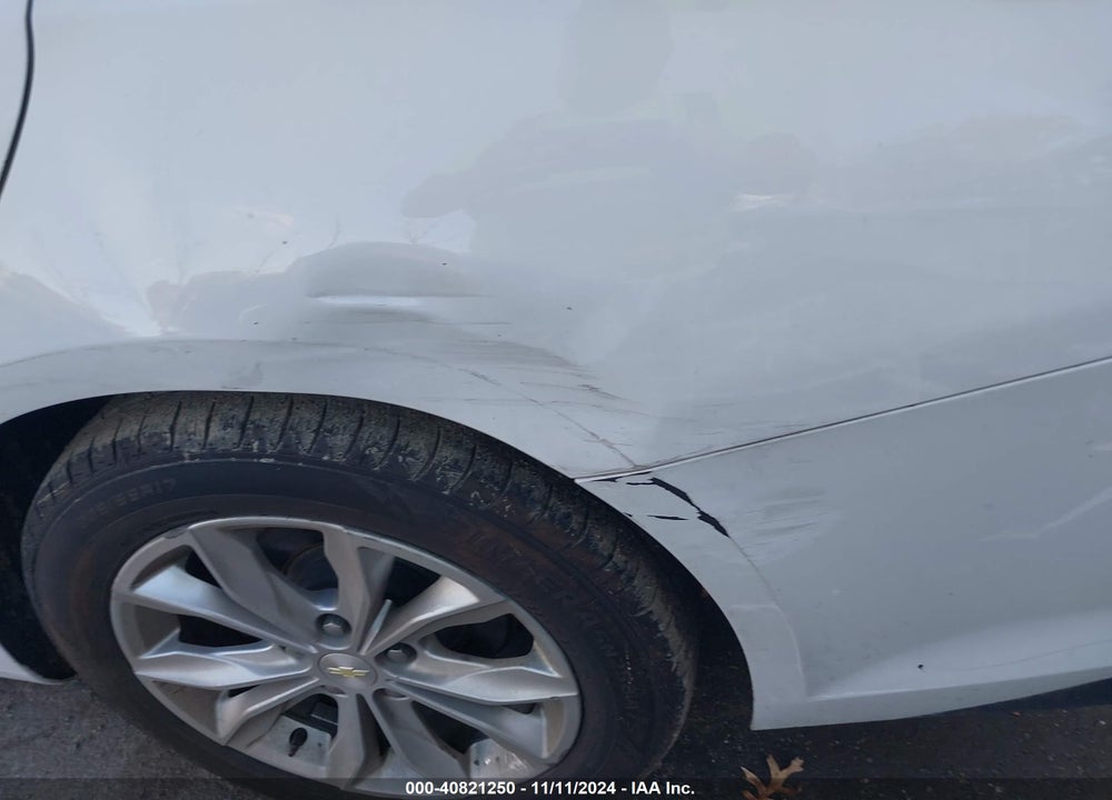 2019 CHEVROLET MALIBU VIN: 1G1ZD5ST6KF120314