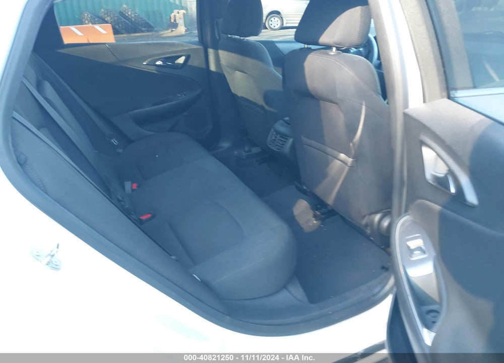 2019 CHEVROLET MALIBU VIN: 1G1ZD5ST6KF120314