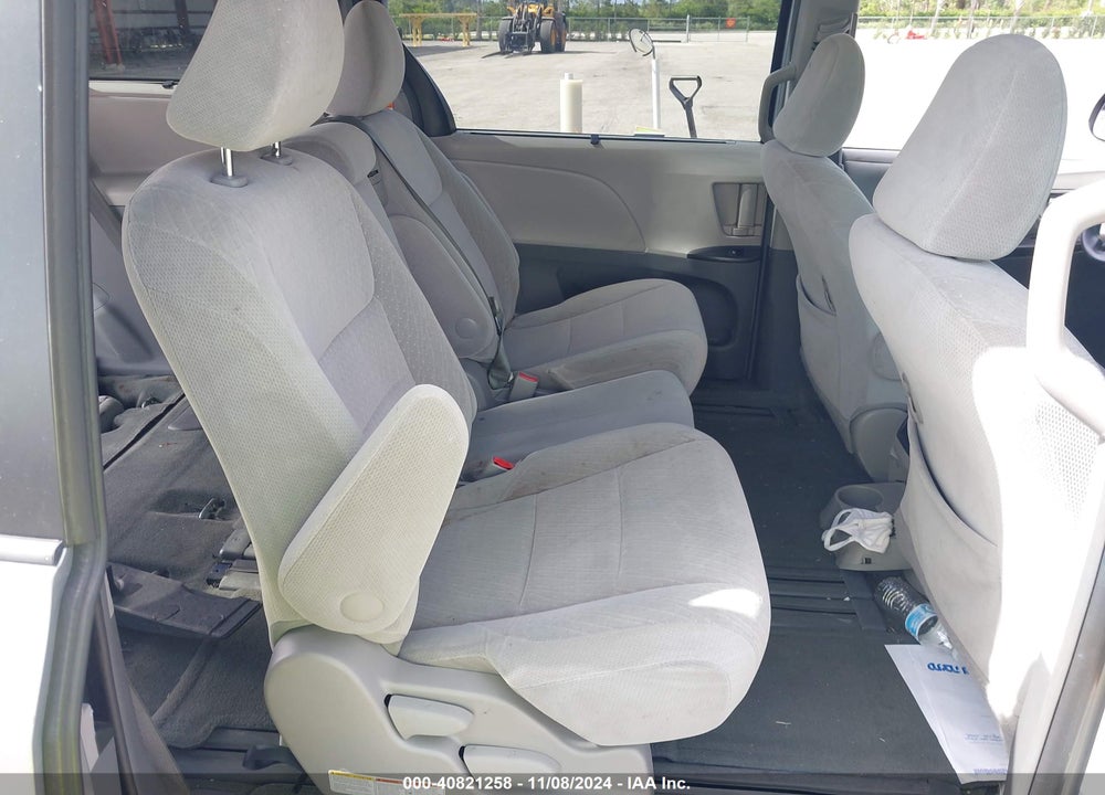 2016 TOYOTA SIENNA LE 8 PASSENGER VIN: 5TDKK3DC0GS695256