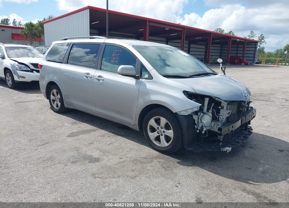 2016 TOYOTA SIENNA LE 8 PASSENGER VIN: 5TDKK3DC0GS695256