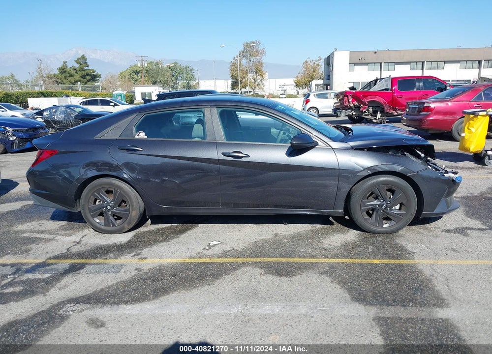 2021 HYUNDAI ELANTRA SEL VIN: 5NPLM4AG7MH052500