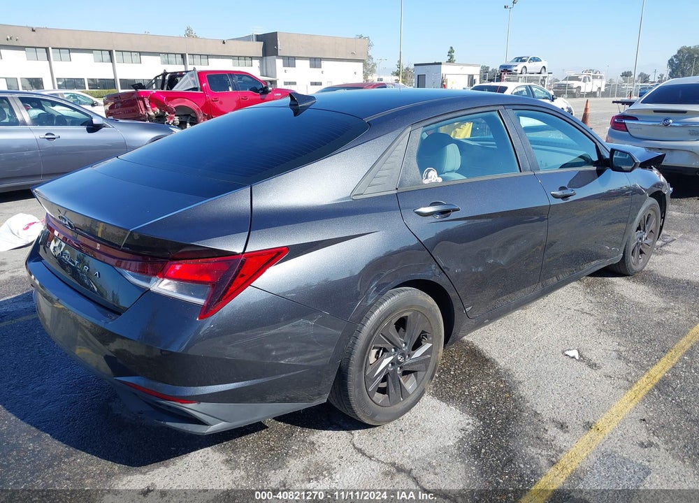 2021 HYUNDAI ELANTRA SEL VIN: 5NPLM4AG7MH052500