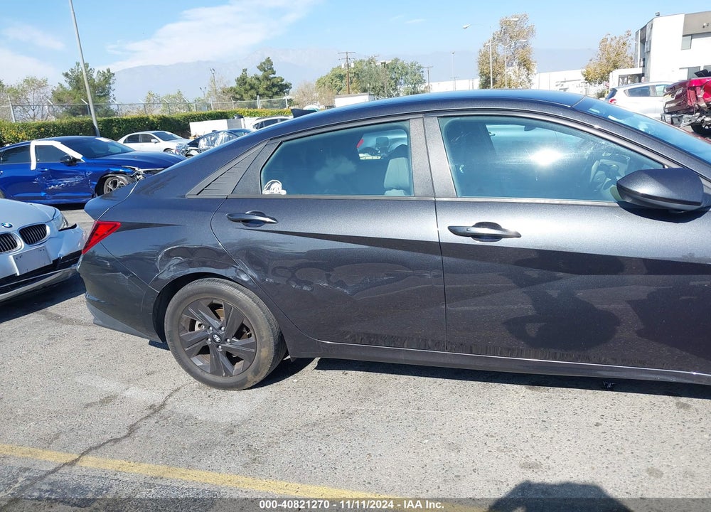 2021 HYUNDAI ELANTRA SEL VIN: 5NPLM4AG7MH052500