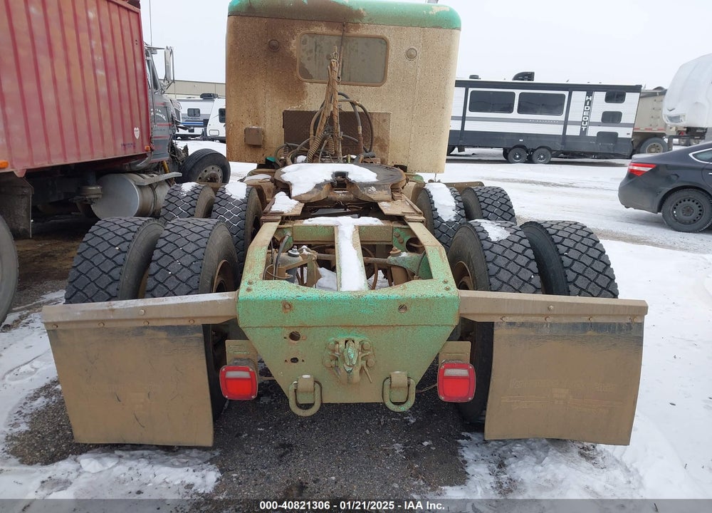 1995 PETERBILT 379 VIN: 1XP5DR9XXSN377843