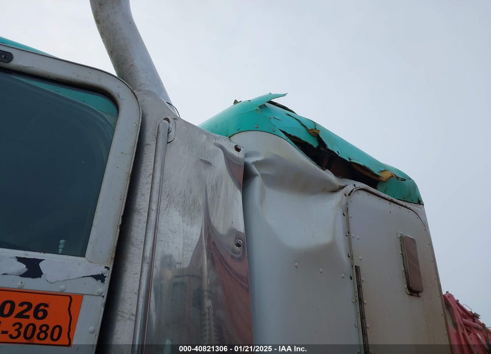 1995 PETERBILT 379 VIN: 1XP5DR9XXSN377843