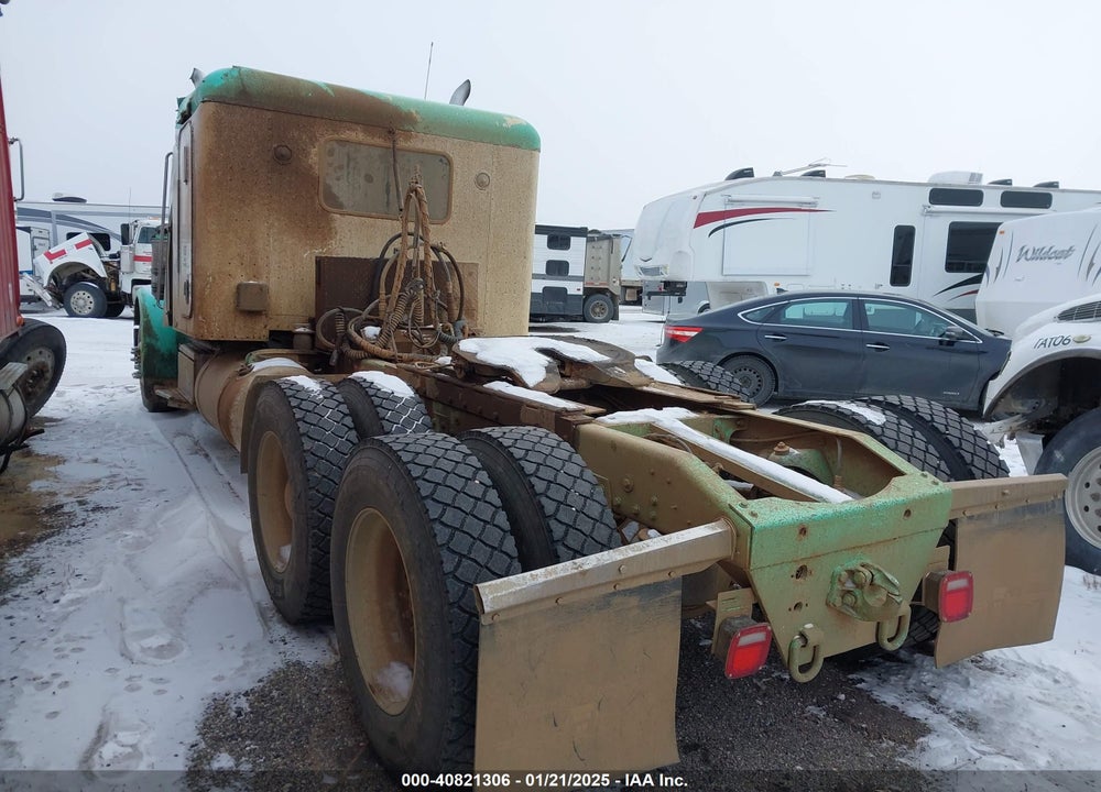 1995 PETERBILT 379 VIN: 1XP5DR9XXSN377843