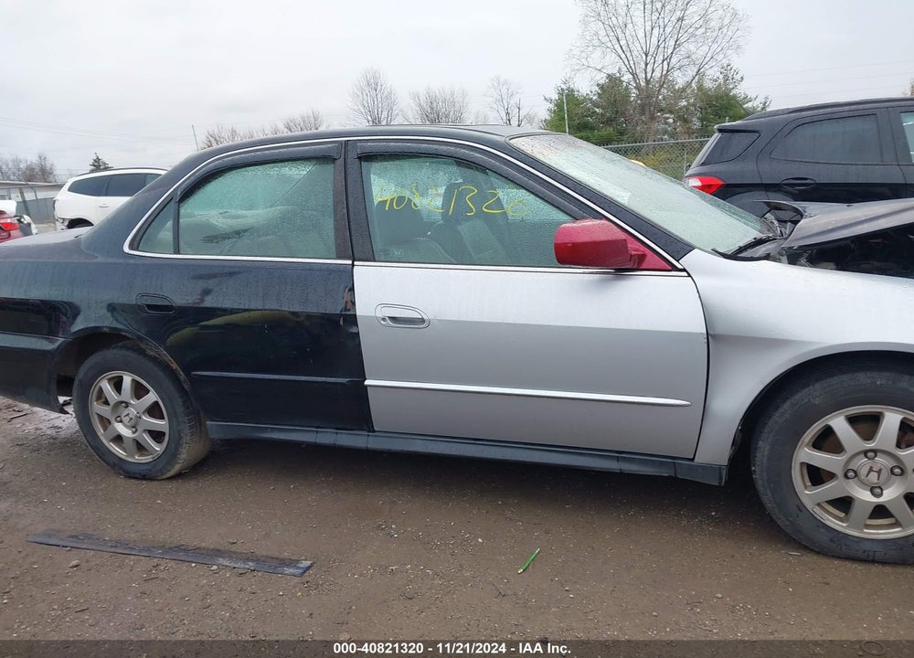 2002 HONDA ACCORD 2.3 SE VIN: 1HGCG56762A102427