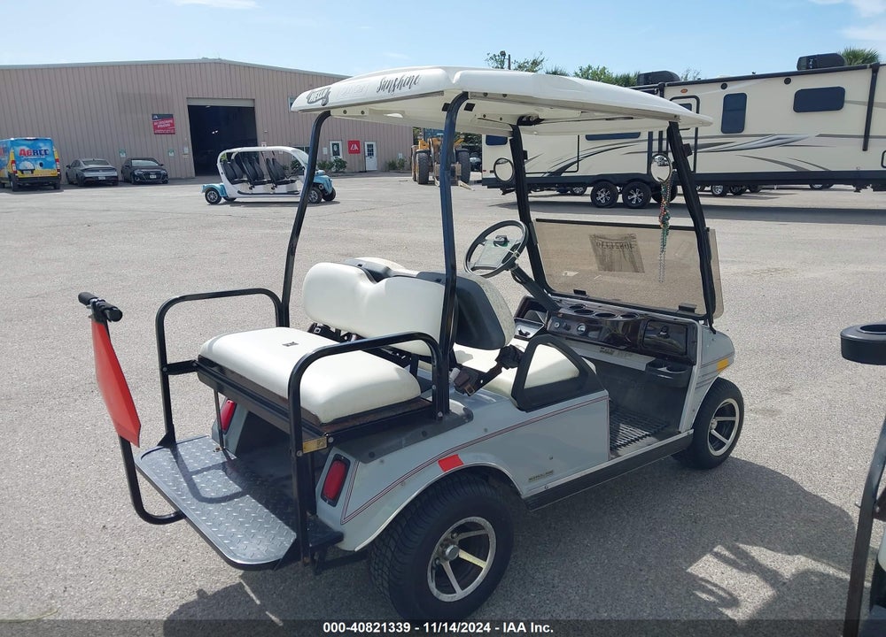 2001 CLUB CAR GOLF CART VIN: AA0134053557