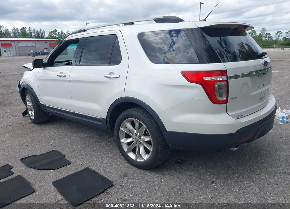 2011 FORD EXPLORER XLT VIN: 1FMHK8D88BGA44703