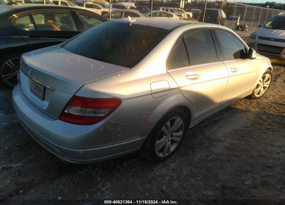 2009 MERCEDES-BENZ C 300 LUXURY/SPORT VIN: WDDGF54X69R044942