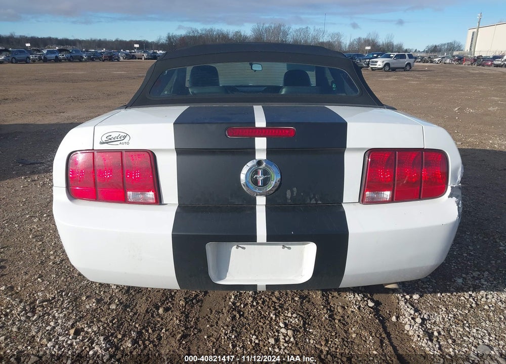 2005 FORD MUSTANG VIN: 1ZVFT84N555206332
