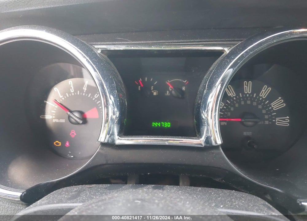 2005 FORD MUSTANG VIN: 1ZVFT84N555206332