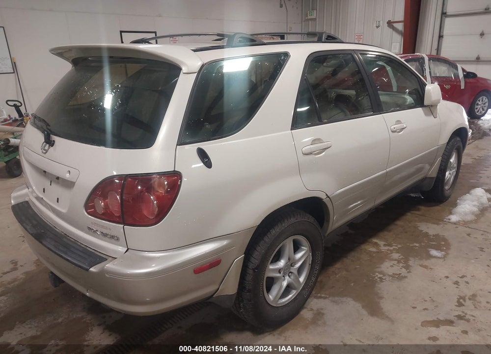 2000 LEXUS RX 300 VIN: JT6HF10U7Y0143931