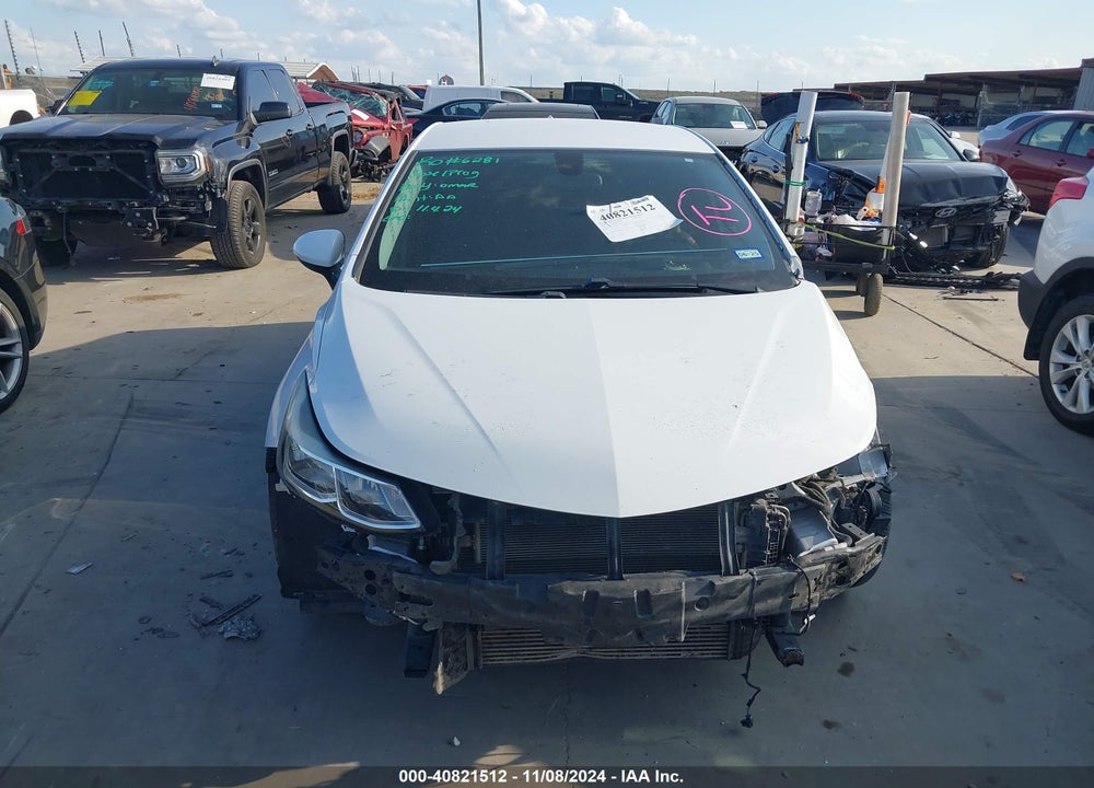 2019 CHEVROLET CRUZE LT VIN: 1G1BE5SM9K7114623
