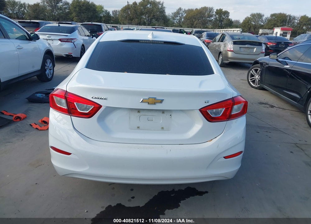 2019 CHEVROLET CRUZE LT VIN: 1G1BE5SM9K7114623
