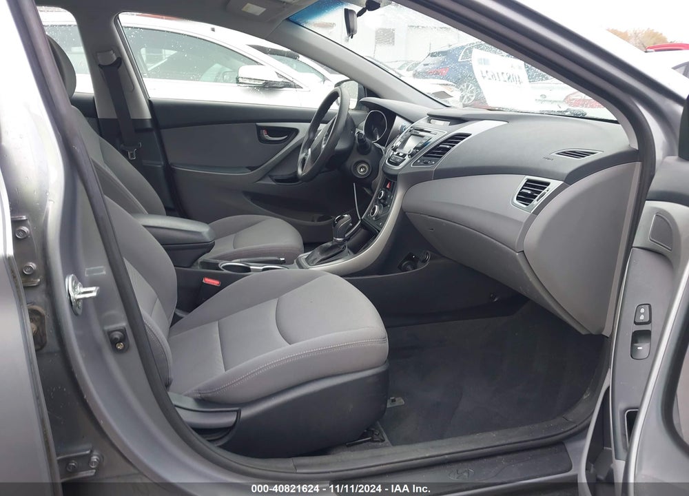 2014 HYUNDAI ELANTRA SE VIN: KMHDH4AE1EU182735