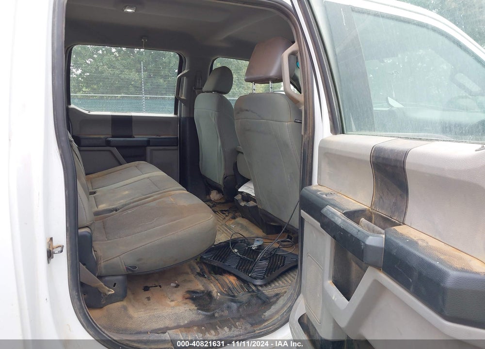 2019 FORD F-350 CHASSIS XL VIN: 1FD8W3HT4KED67941