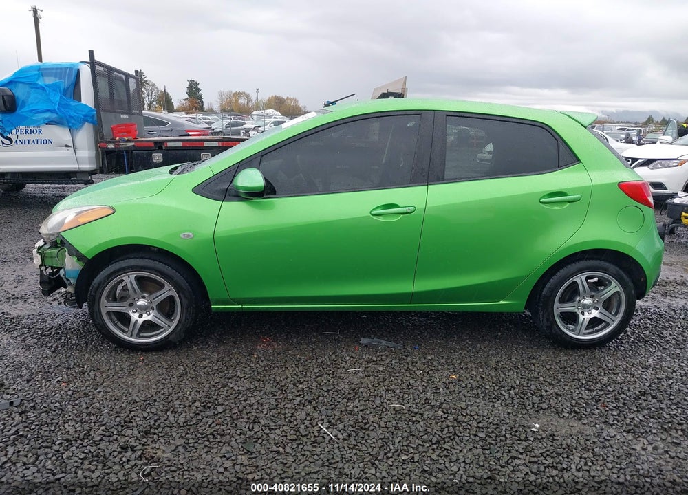 2011 MAZDA 2 TOURING VIN: JM1DE1HZ7B0112437