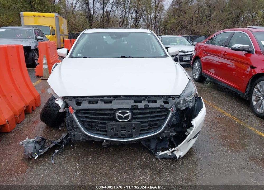 2018 MAZDA 3 TOURING VIN: 3MZBN1L3XJM266711