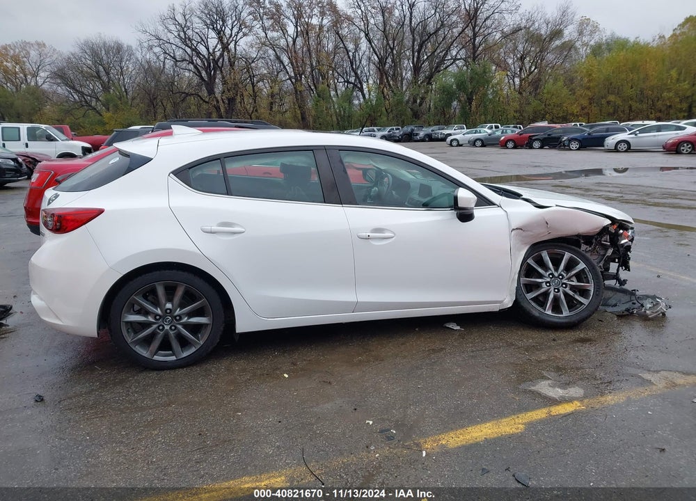 2018 MAZDA 3 TOURING VIN: 3MZBN1L3XJM266711
