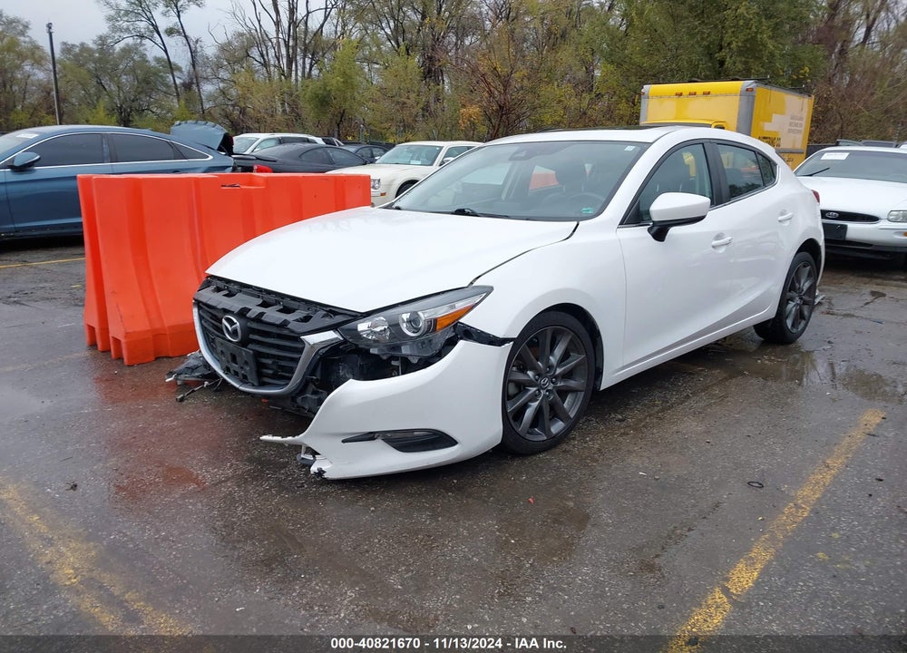 2018 MAZDA 3 TOURING VIN: 3MZBN1L3XJM266711