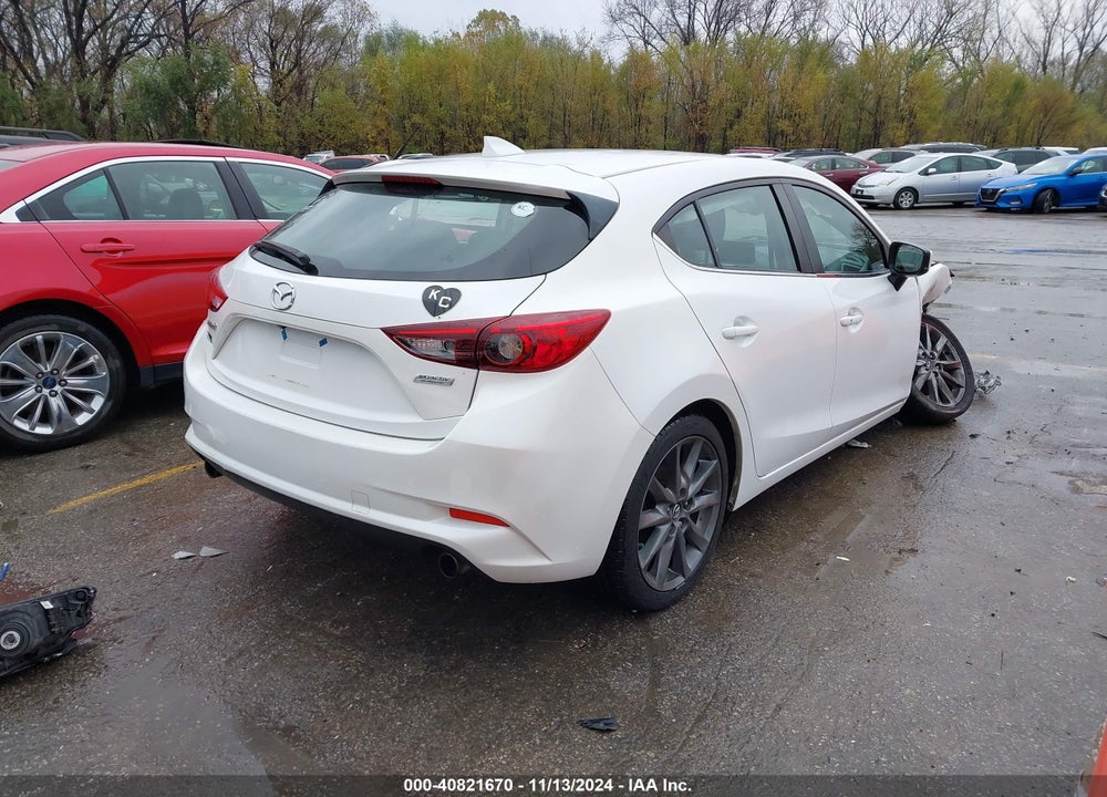 2018 MAZDA 3 TOURING VIN: 3MZBN1L3XJM266711