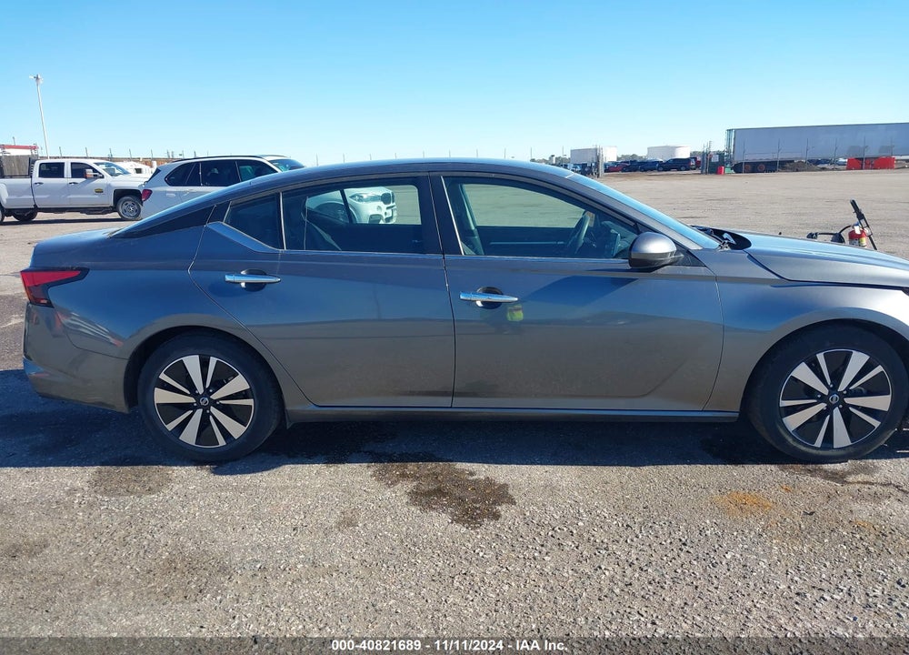 2022 NISSAN ALTIMA SV FWD VIN: 1N4BL4DVXNN328829
