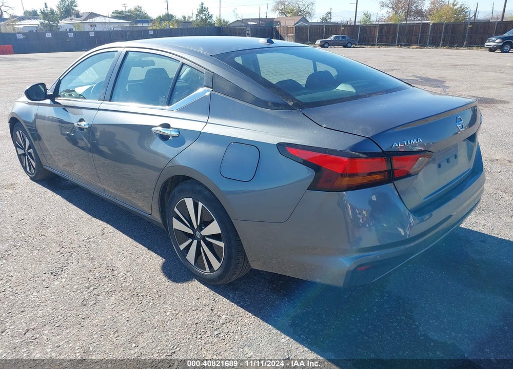 2022 NISSAN ALTIMA SV FWD VIN: 1N4BL4DVXNN328829