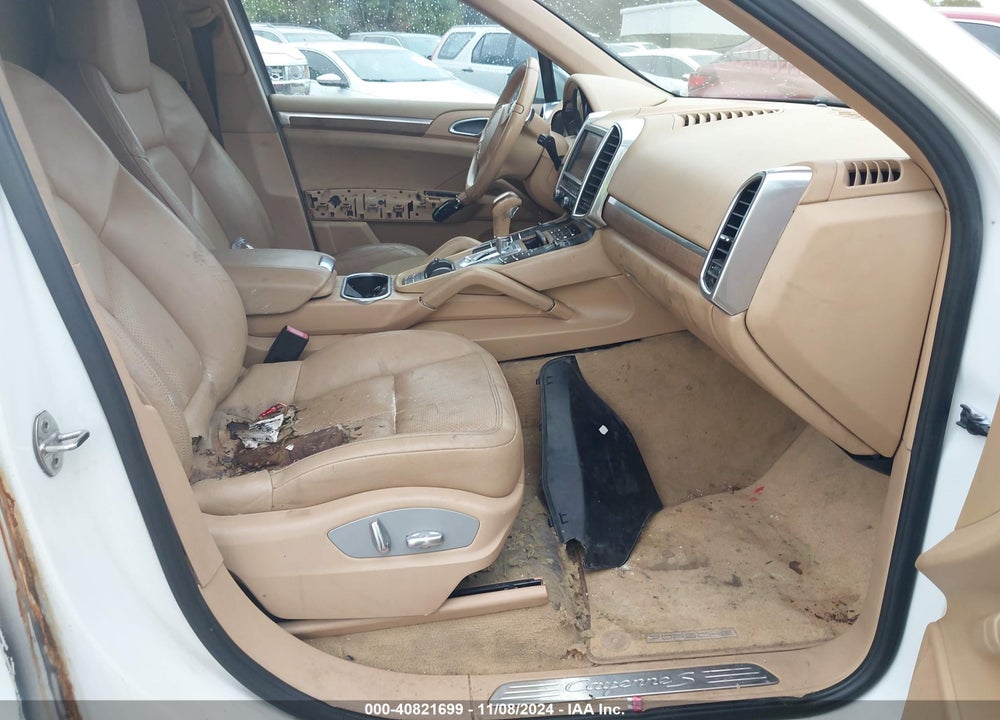 2011 PORSCHE CAYENNE S VIN: WP1AB2A27BLA44751