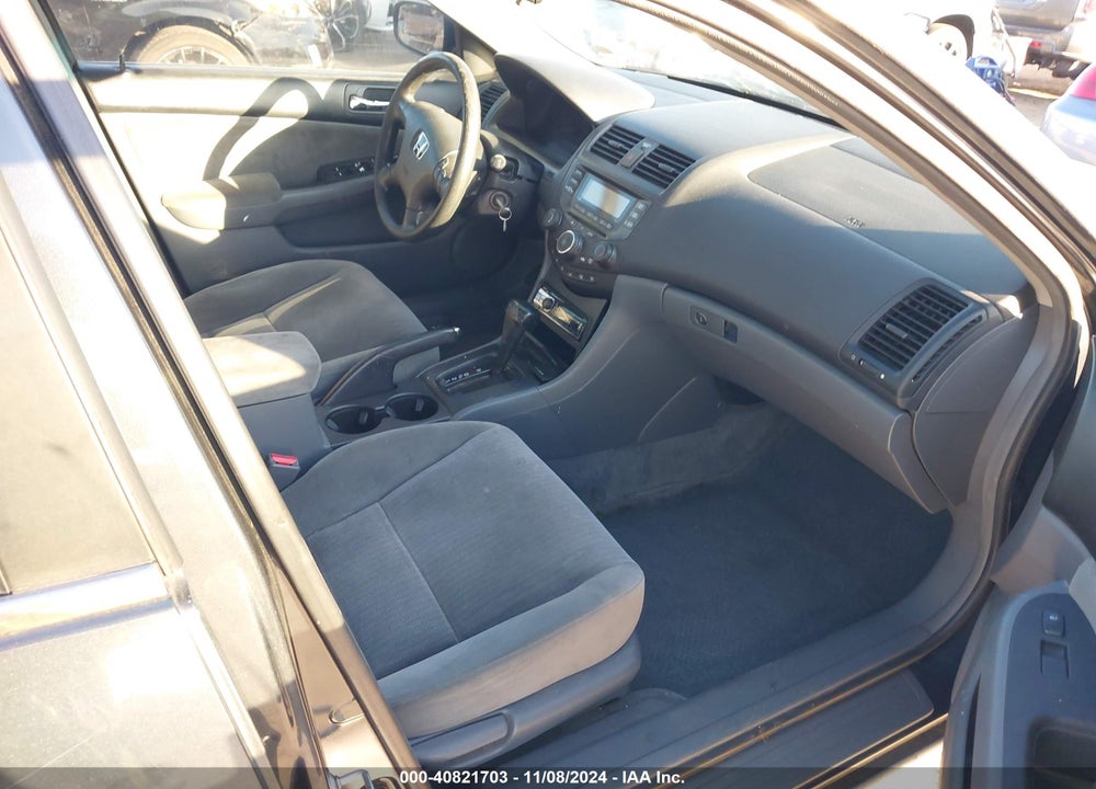 2005 HONDA ACCORD 2.4 LX VIN: 1HGCM564X5A130914