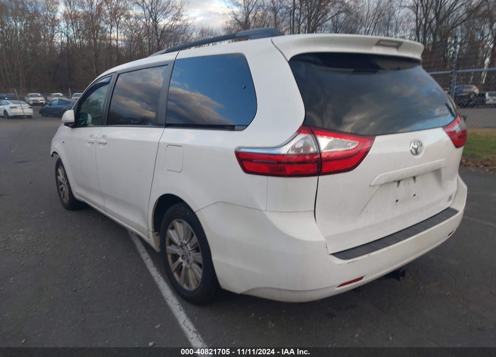 2017 TOYOTA SIENNA LE 7 PASSENGER VIN: 5TDJZ3DC5HS165342