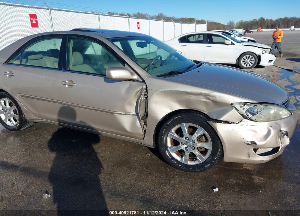 2005 TOYOTA CAMRY XLE VIN: 4T1BE30K35U570180