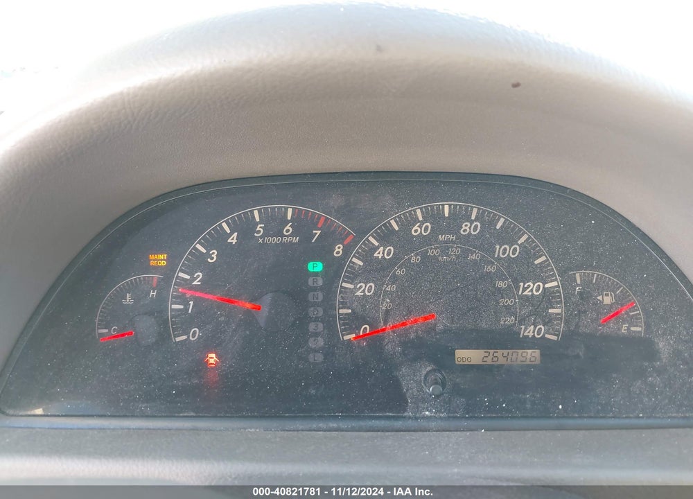 2005 TOYOTA CAMRY XLE VIN: 4T1BE30K35U570180