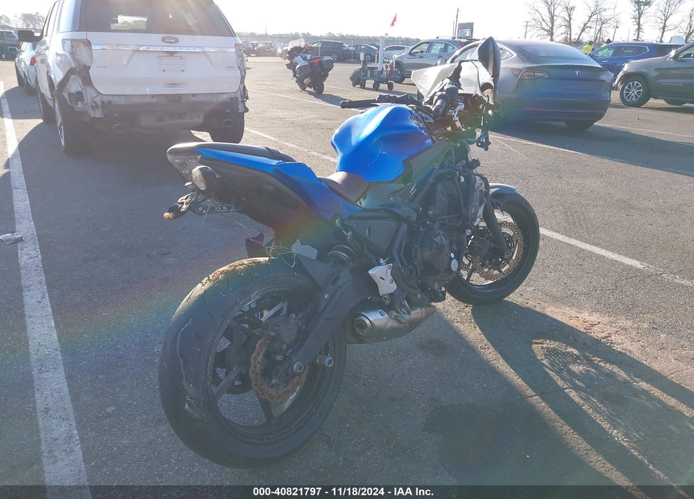 2018 KAWASAKI EX650 F VIN: JKAEXEK1XJDA11857