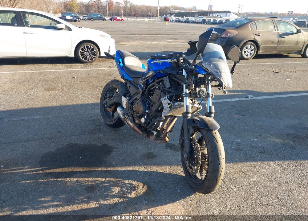 2018 KAWASAKI EX650 F VIN: JKAEXEK1XJDA11857