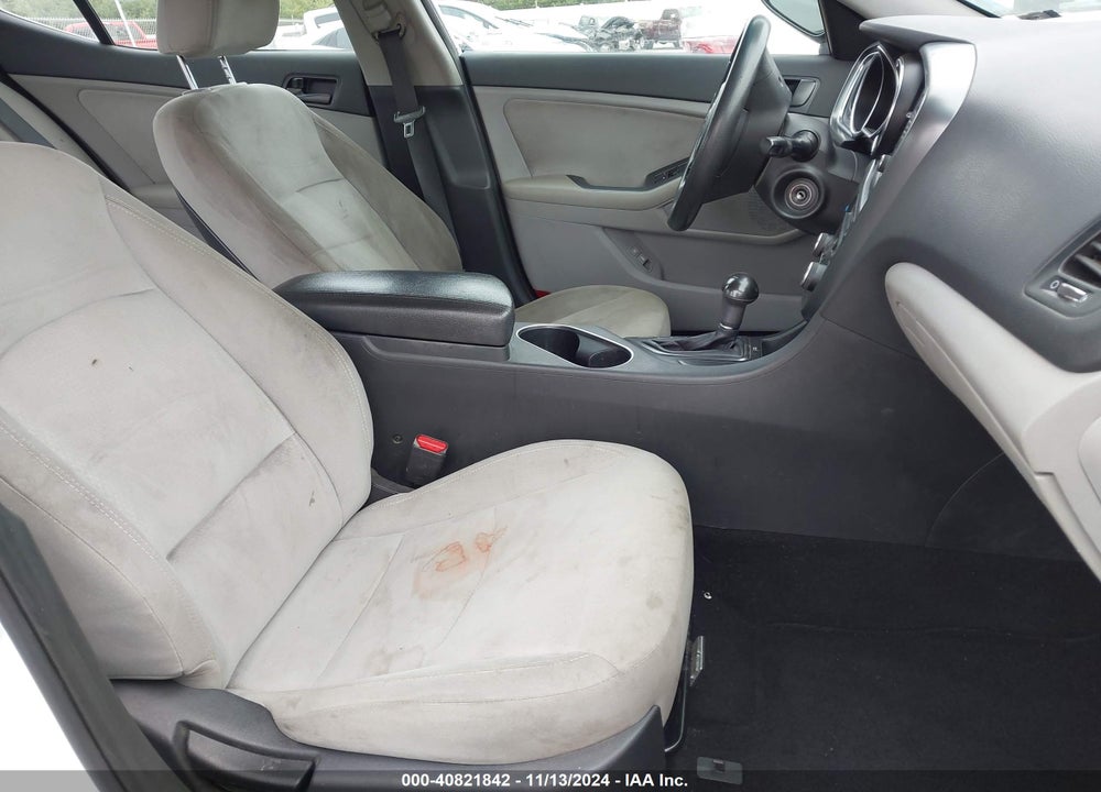 2014 KIA OPTIMA LX VIN: 5XXGM4A74EG269727