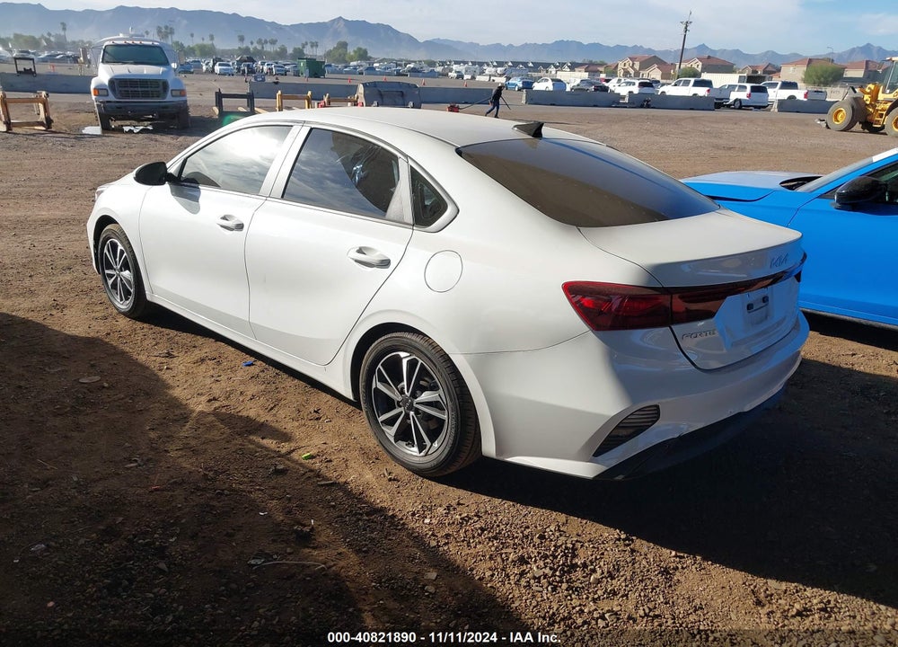 2022 KIA FORTE LXS VIN: 3KPF24AD8NE441726