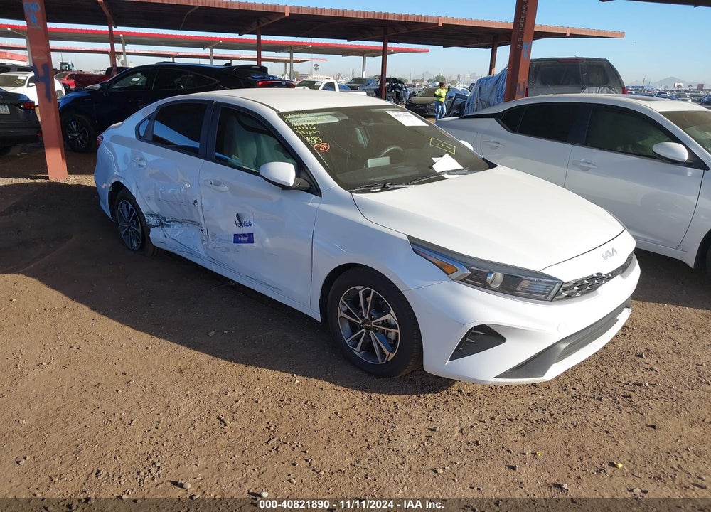 2022 KIA FORTE LXS VIN: 3KPF24AD8NE441726