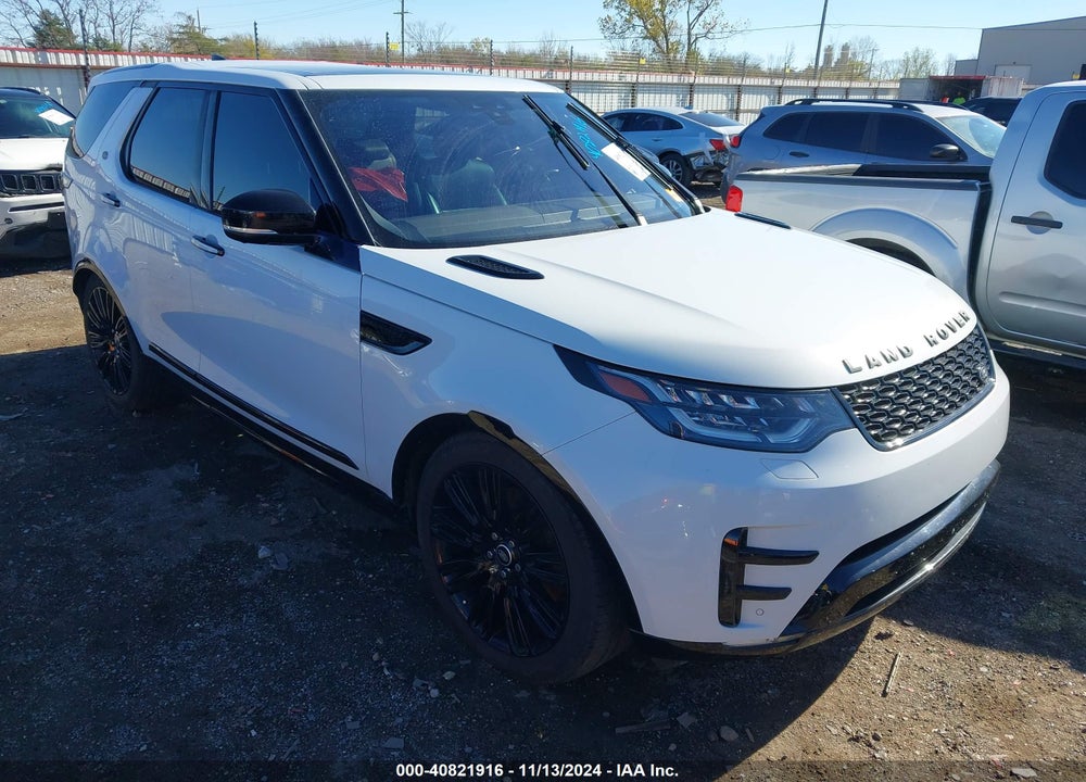 2017 LAND ROVER DISCOVERY HSE VIN: SALRRBBV2HA028401
