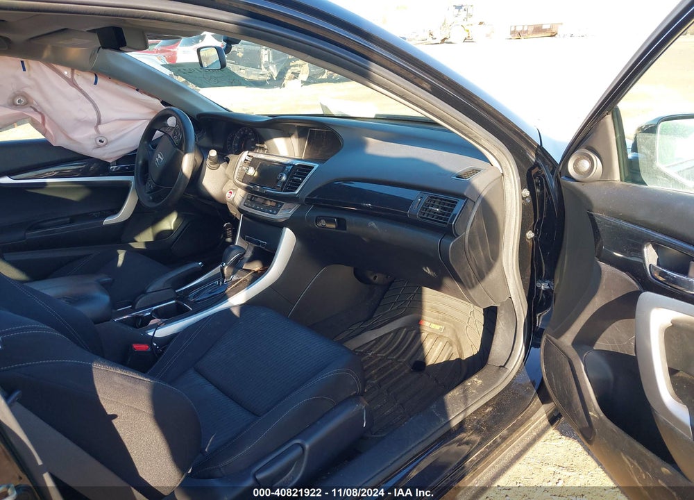 2014 HONDA ACCORD EX VIN: 1HGCT1B72EA013274