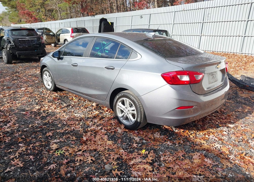 2018 CHEVROLET CRUZE LT AUTO VIN: 1G1BE5SM2J7124697