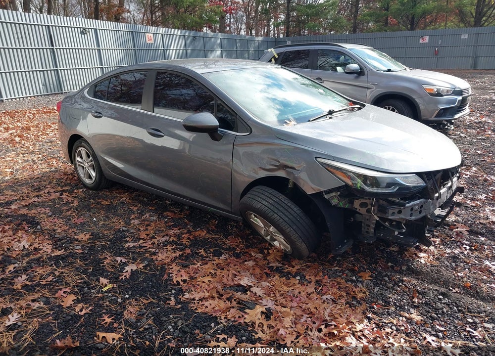 2018 CHEVROLET CRUZE LT AUTO VIN: 1G1BE5SM2J7124697