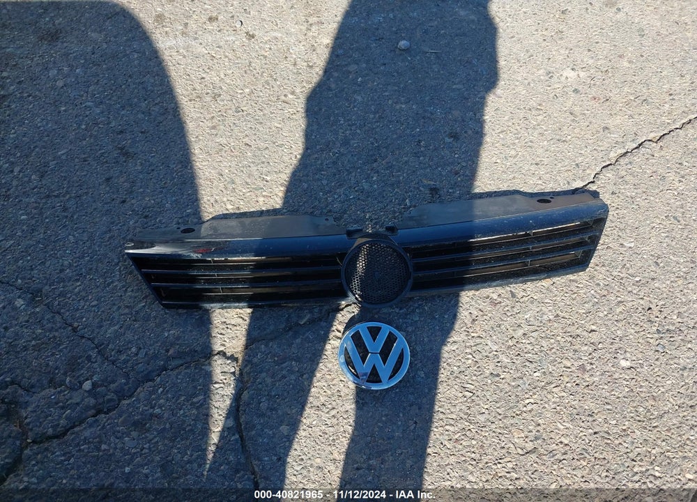 2011 VOLKSWAGEN JETTA 2.5L SE VIN: 3VWDX7AJXBM006401