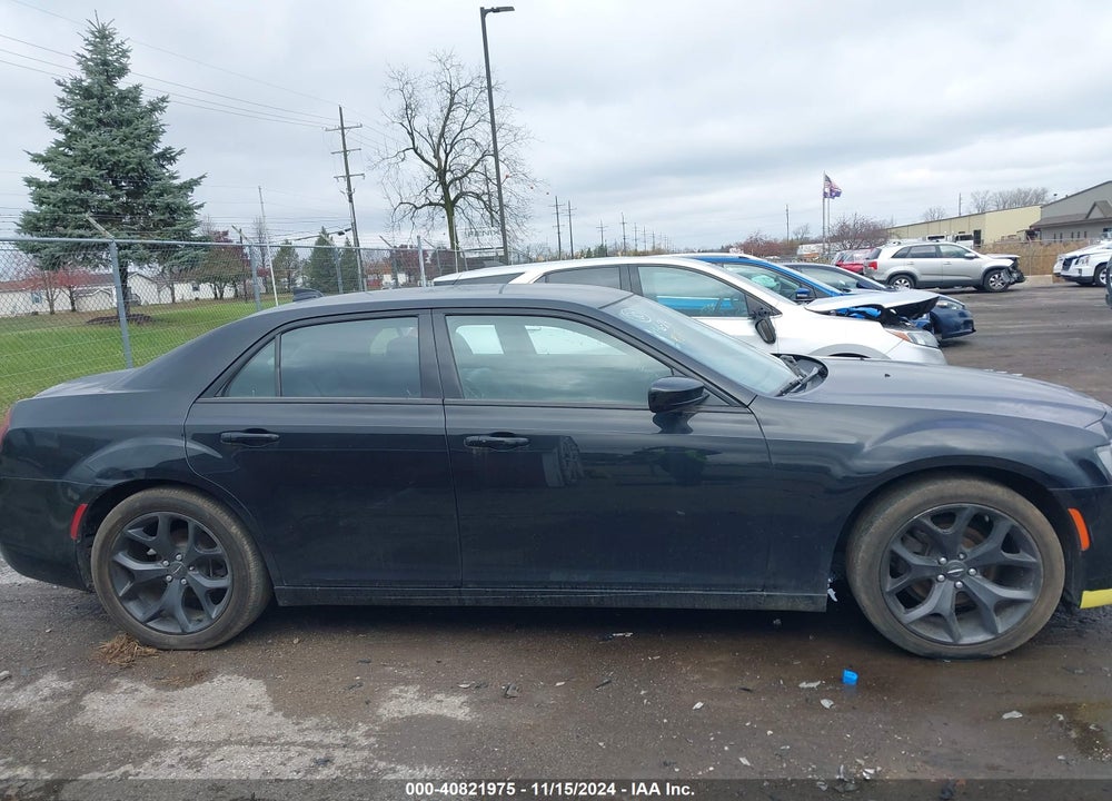 2020 CHRYSLER 300 VIN: 2C3CCABG9LH220651