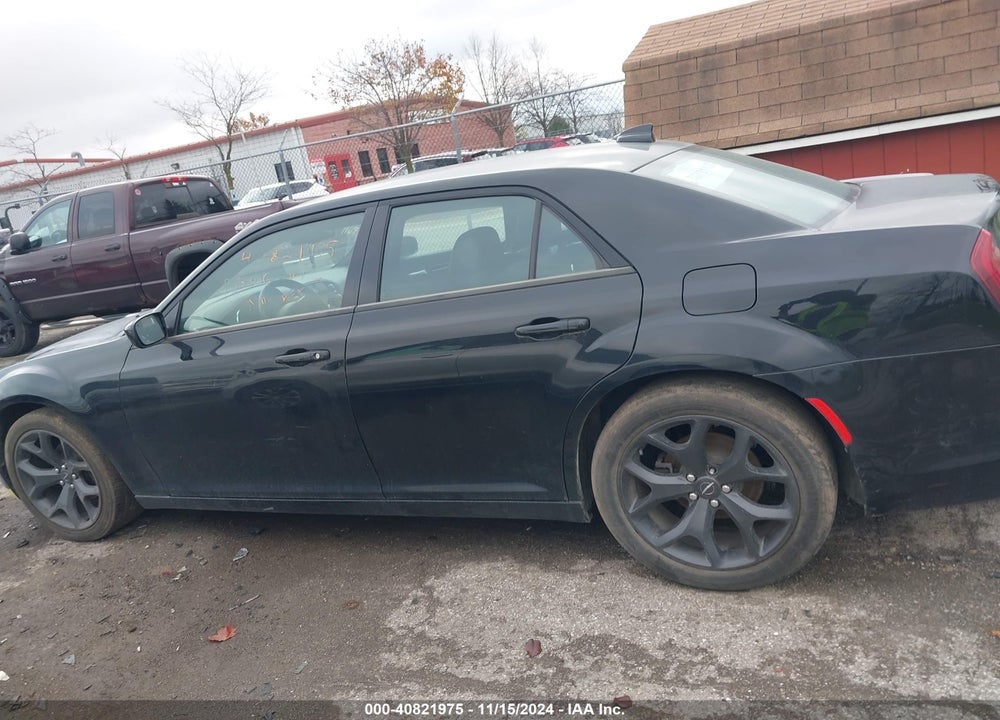 2020 CHRYSLER 300 VIN: 2C3CCABG9LH220651