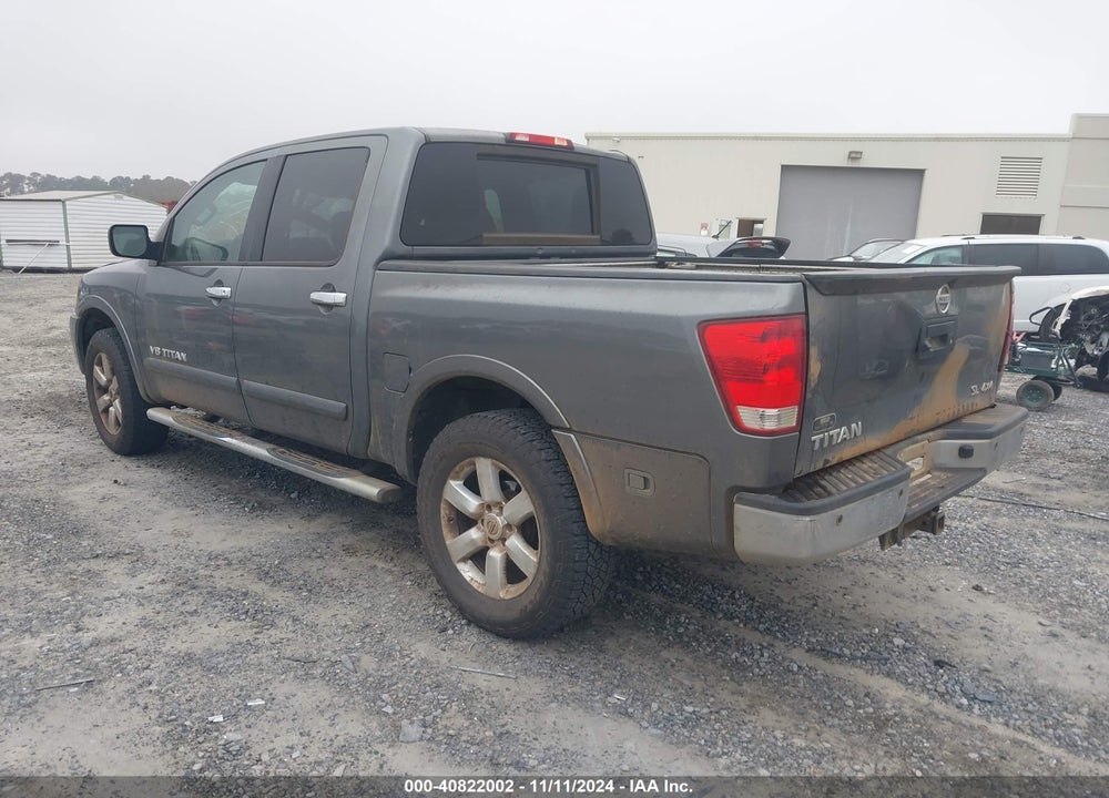 2015 NISSAN TITAN SL VIN: 1N6AA0EC5FN508204