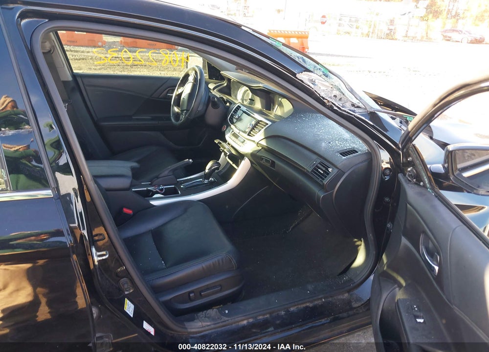 2015 HONDA ACCORD EX-L V-6 VIN: 1HGCR3F85FA012019