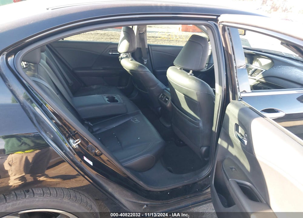 2015 HONDA ACCORD EX-L V-6 VIN: 1HGCR3F85FA012019